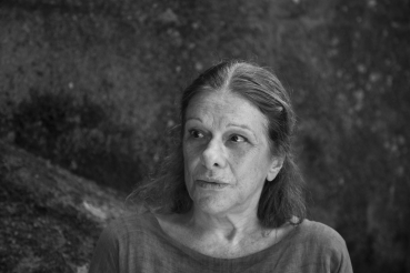Correia, Hélia: Besondere Wurzeln